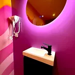 Capsule Bubble Jacuzzi Sauna Switch 2 Apartment *