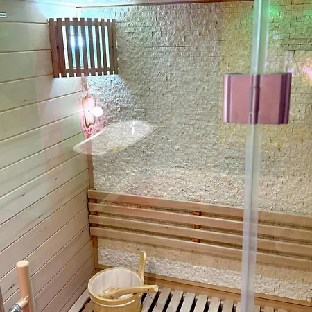 Lejlighed Capsule Bubble Jacuzzi Sauna Switch 2 *