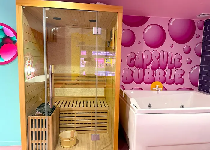 Capsule Bubble Jacuzzi Sauna Switch 2 Appartamento *